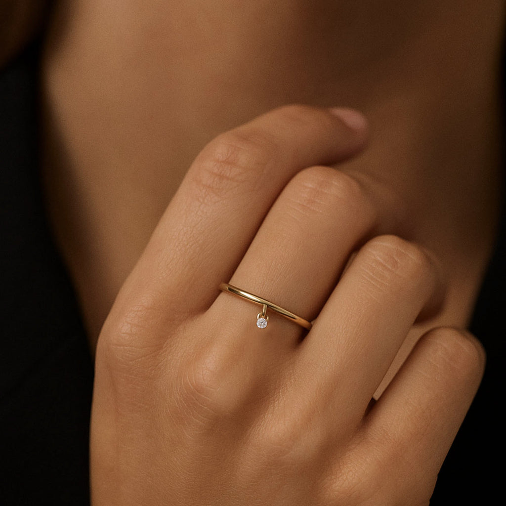 14k Gold Dazzling Diamond Ring