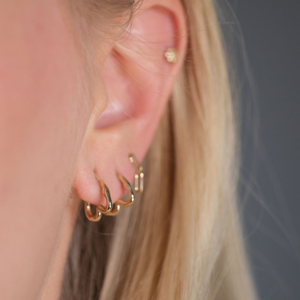 14k gold heart huggie hoop earrings