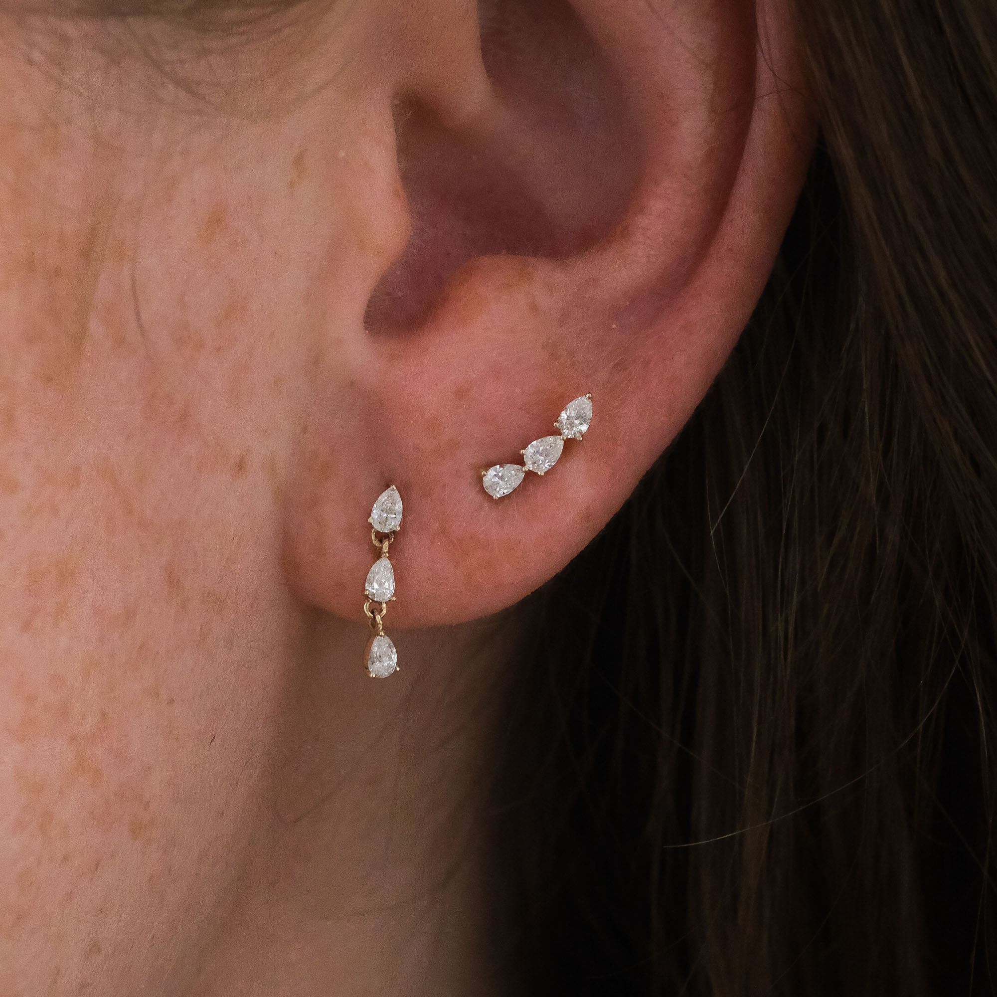 Peer Diamond Dangle - 14k gouden oorbellen<br>
