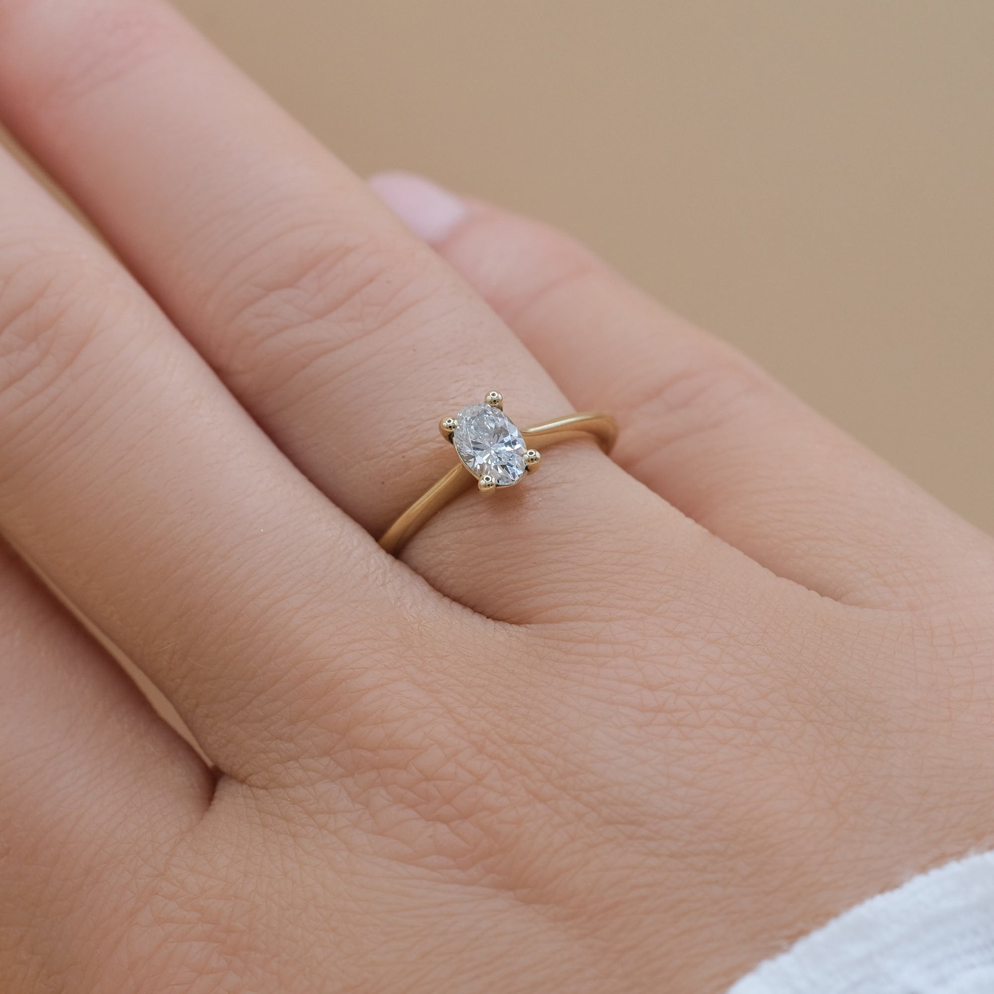 True Love 0,4 karaat - 14-karaats gouden ovale diamanten ring