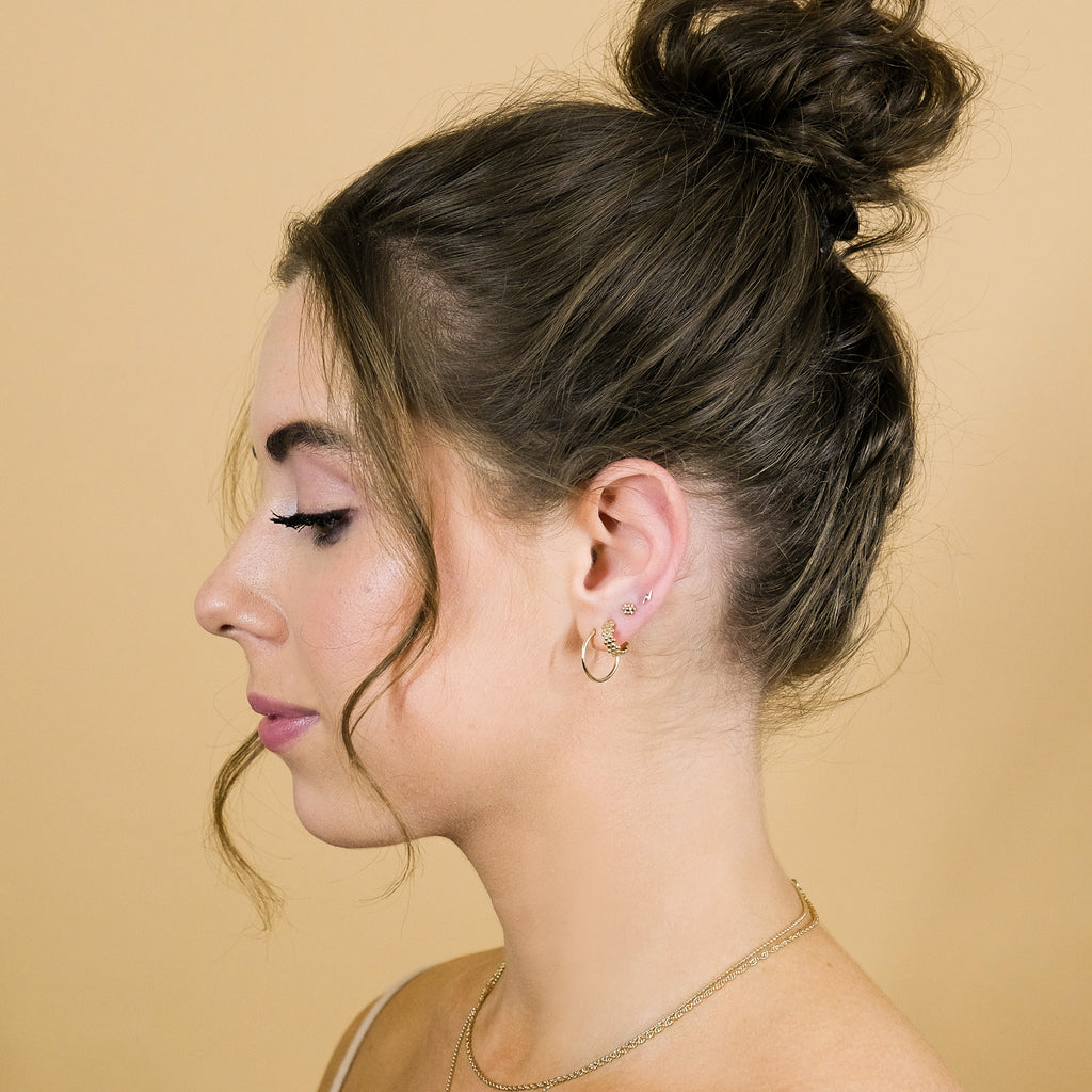 A perfect vintage vibes solid gold earring combination.