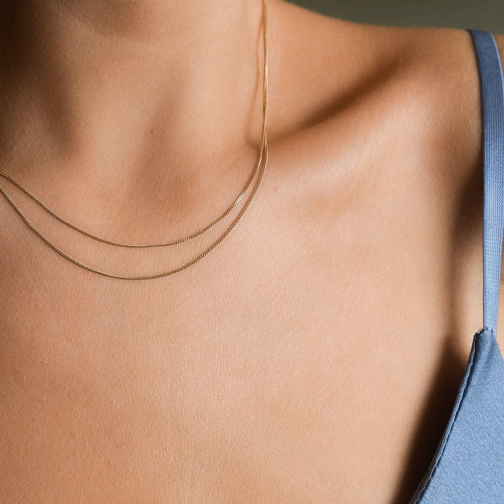 Your go-to necklace for.a vintage and feminine necklace look.
