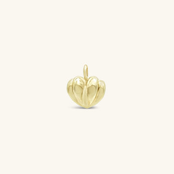 MiJu Official massief gouden ketting hanger met een vintage uitstraling in de vorm van een hartje.