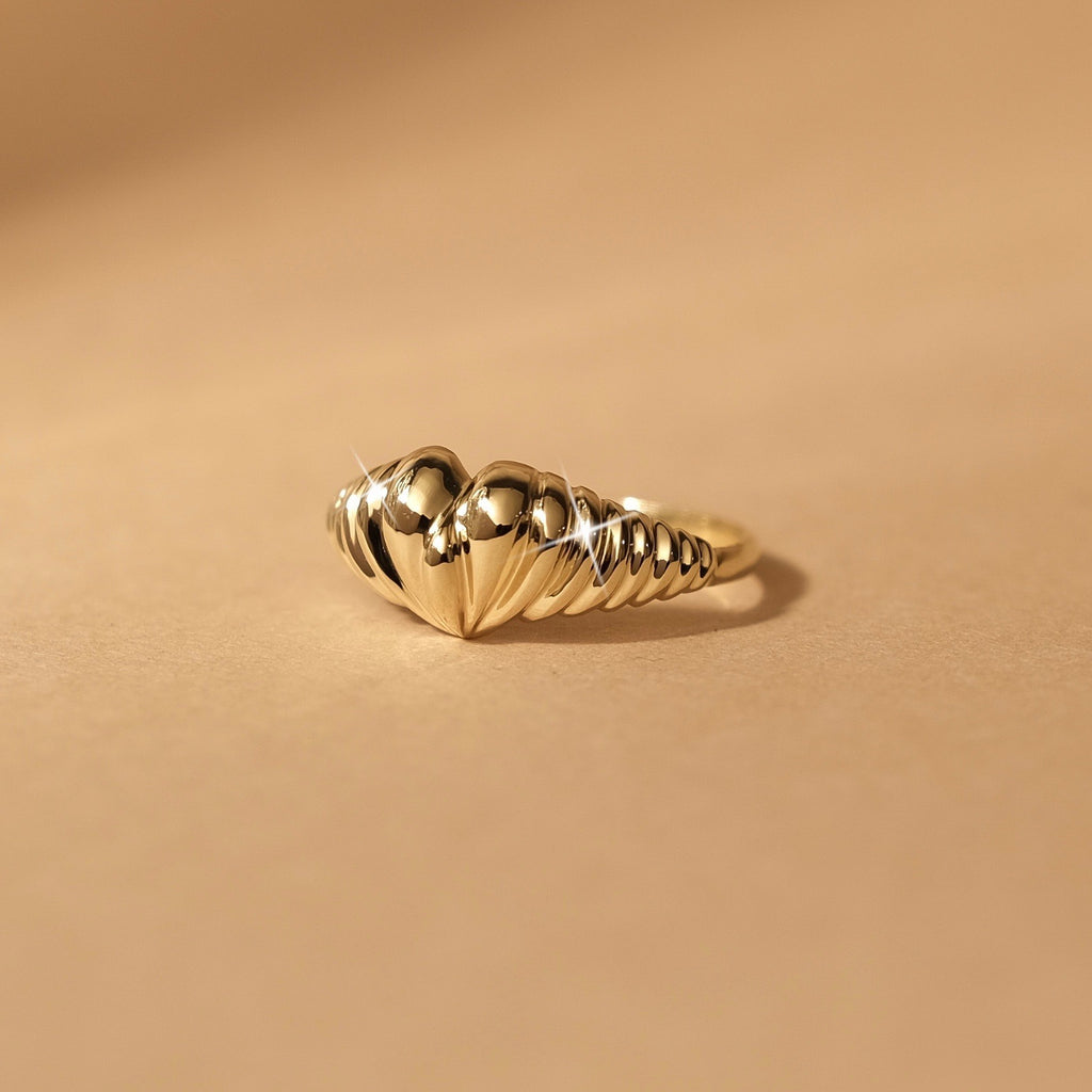 The MiJu Official solid gold vintage heart ring.