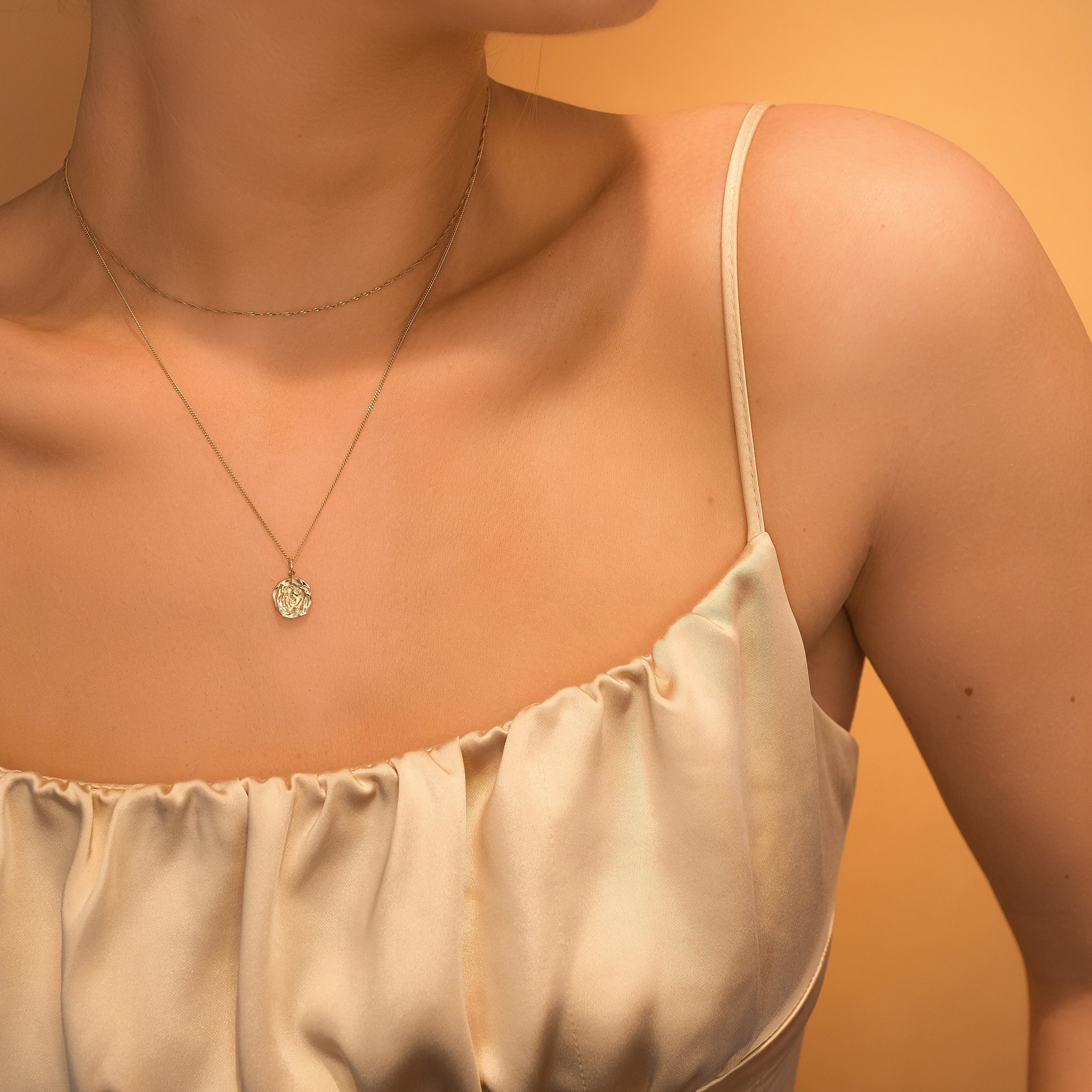 9k Molten Coin Pendant